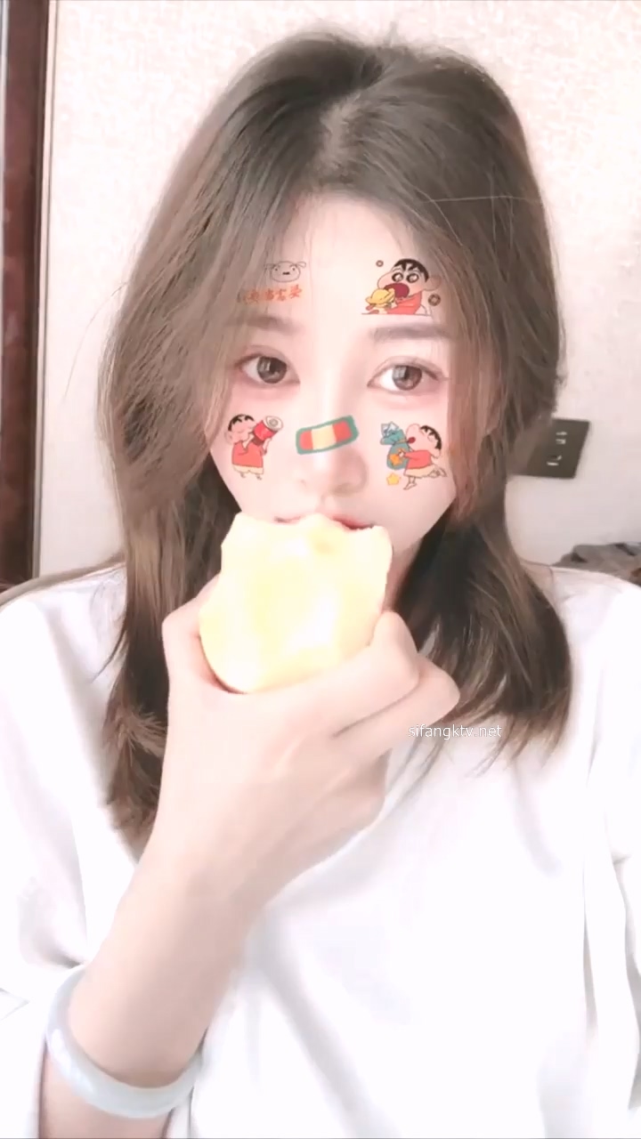 被土豪包养的高颜值嫩妹~