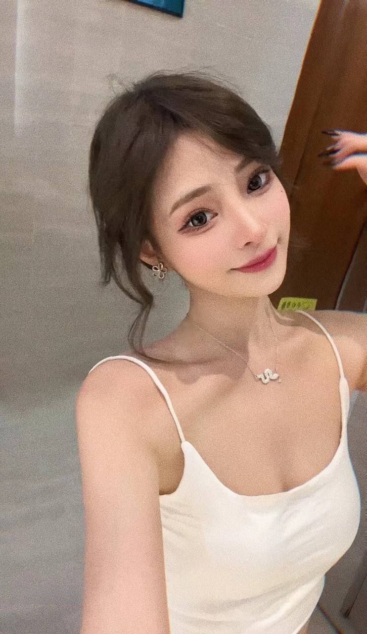 保守的女朋友变得越来越骚了~